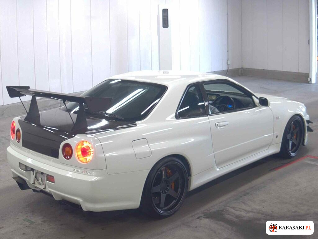 Nissan Skyline 2002 z aukcji japońskiej