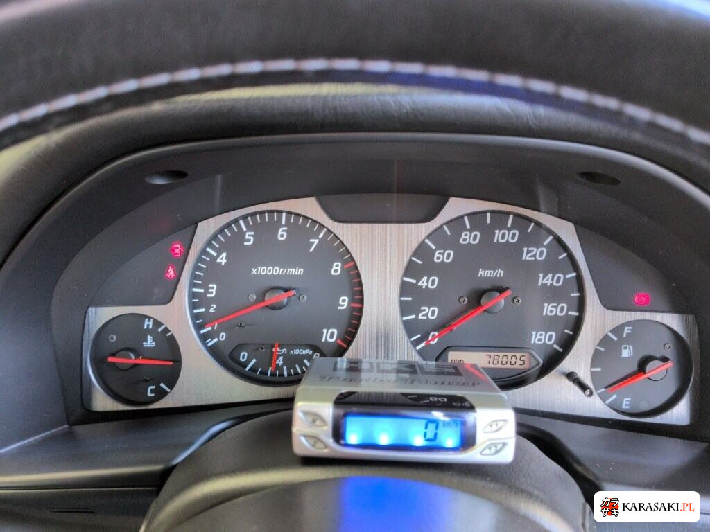 Nissan Skyline 2002 z aukcji japońskiej