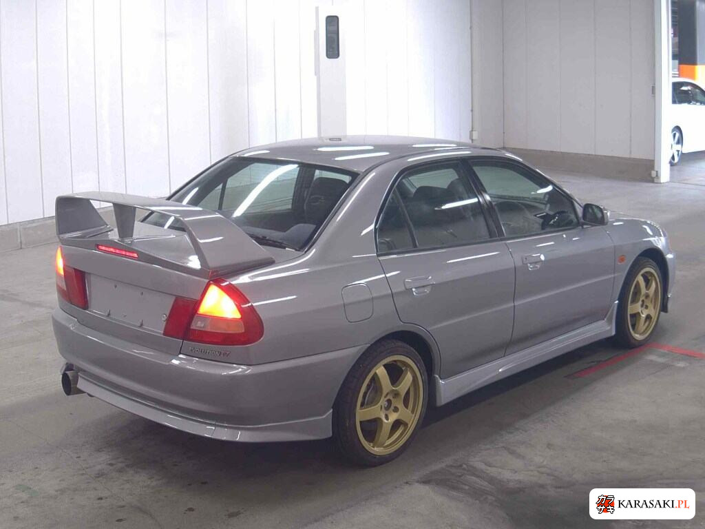 Mitsubishi Lancer 1997 z aukcji japońskiej