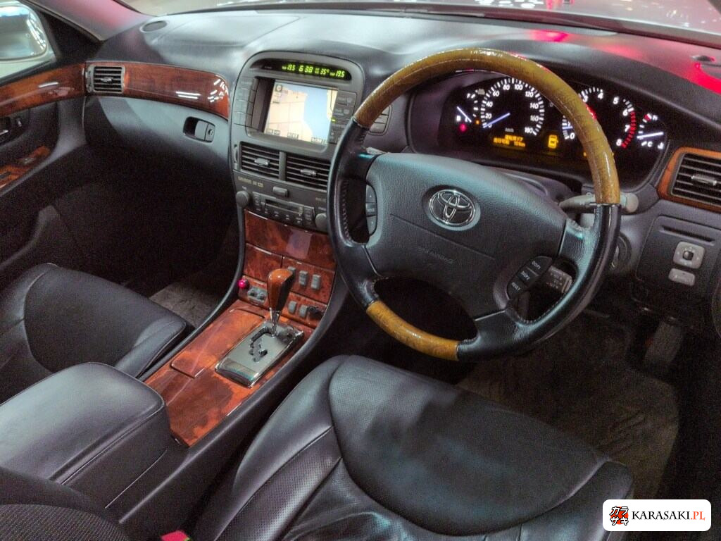 Toyota Celsior 2006 z aukcji japońskiej