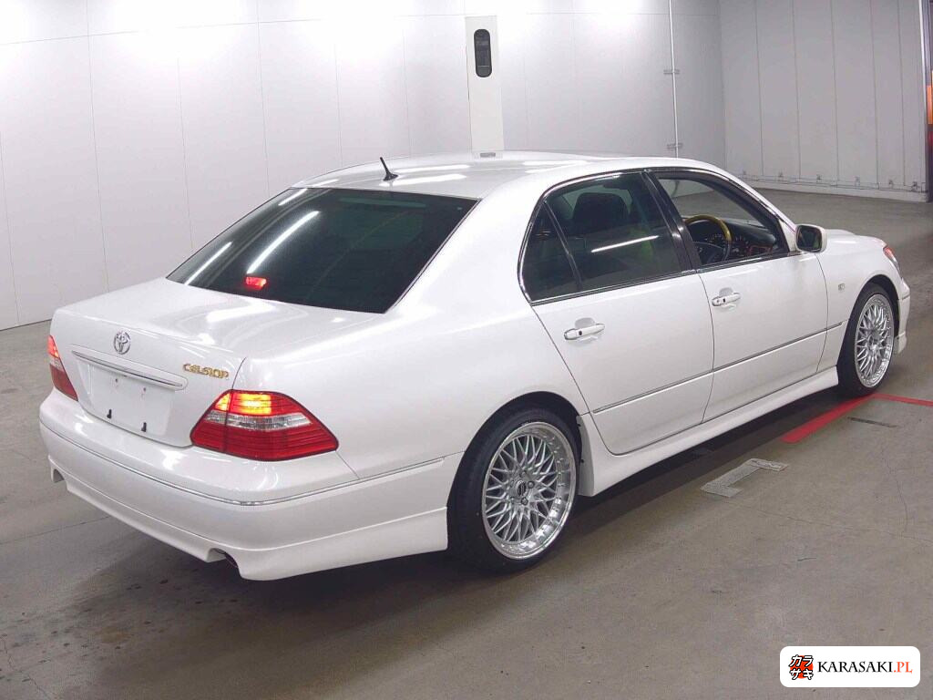 Toyota Celsior 2003 z aukcji japońskiej