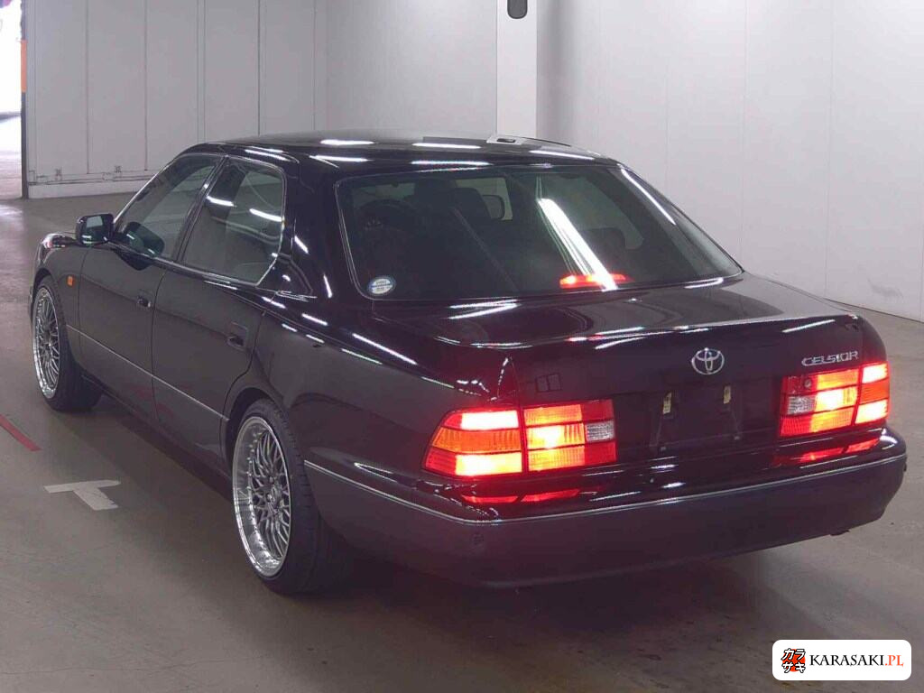Toyota Celsior 1999 z aukcji japońskiej
