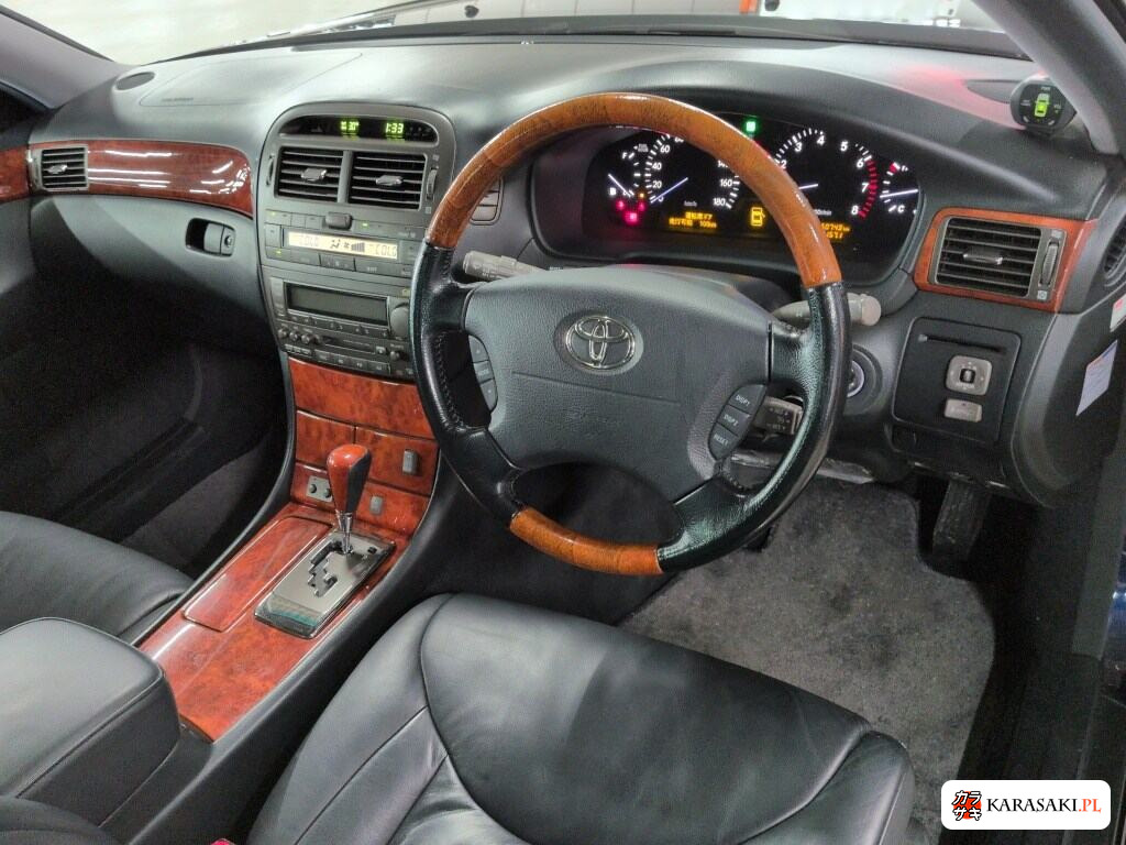Toyota Celsior 2005 z aukcji japońskiej