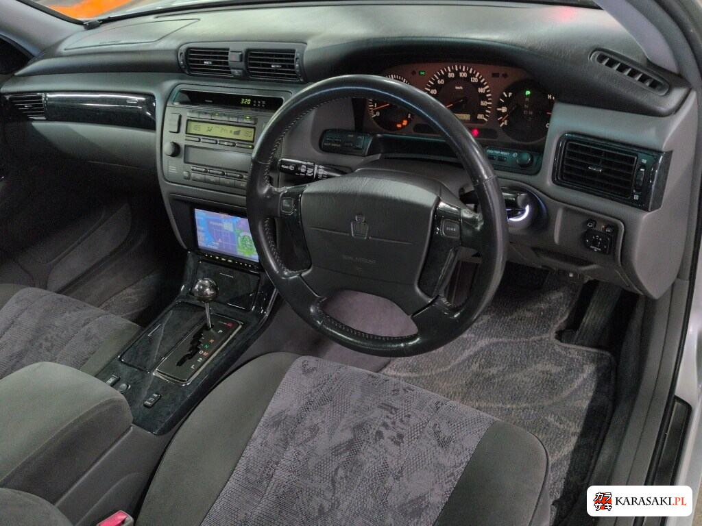 Toyota Crown Estate 2000 z aukcji japońskiej