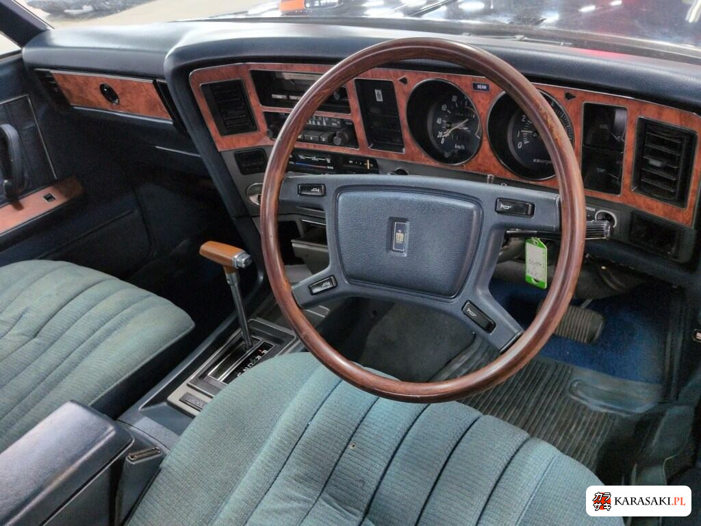 Toyota Crown 1978 z aukcji japońskiej