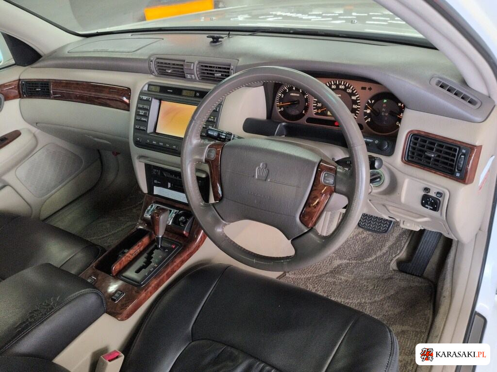 Toyota Crown Estate 2000 z aukcji japońskiej