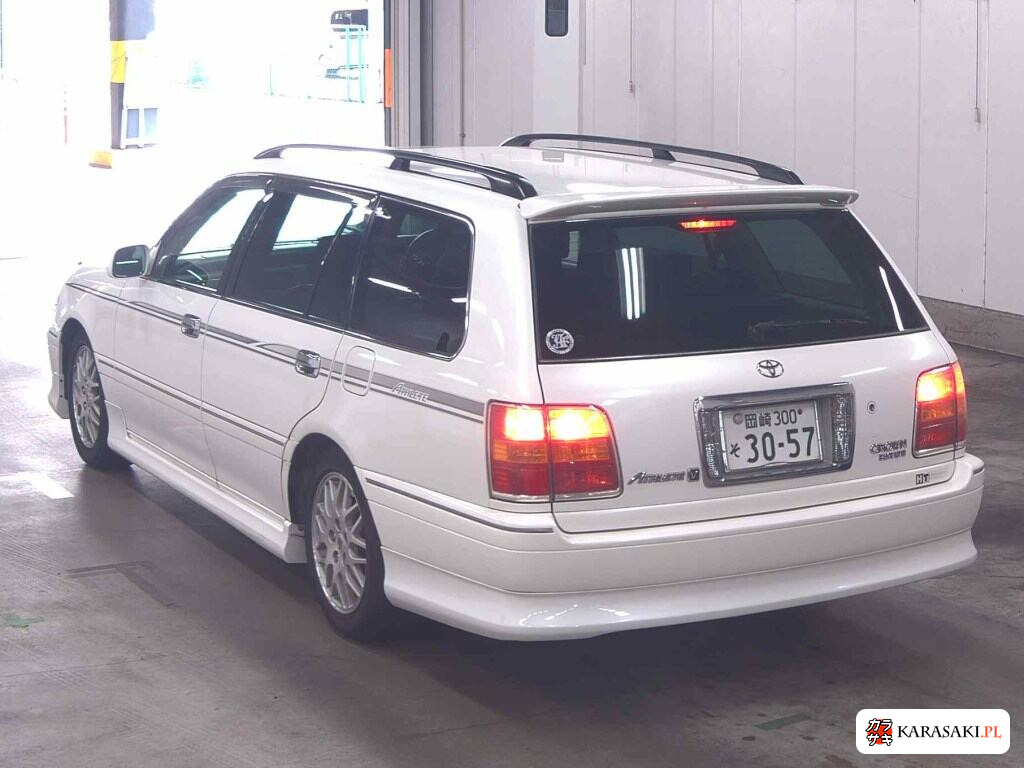 Toyota Crown Estate 2000 z aukcji japońskiej
