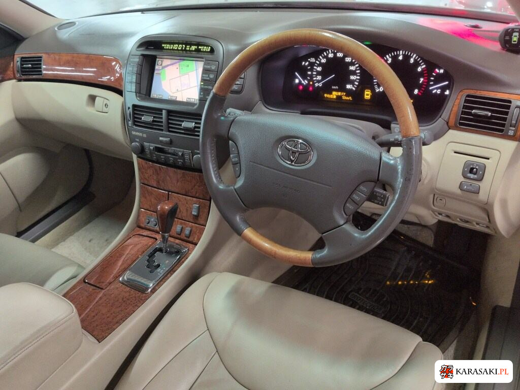 Toyota Celsior 2006 z aukcji japońskiej