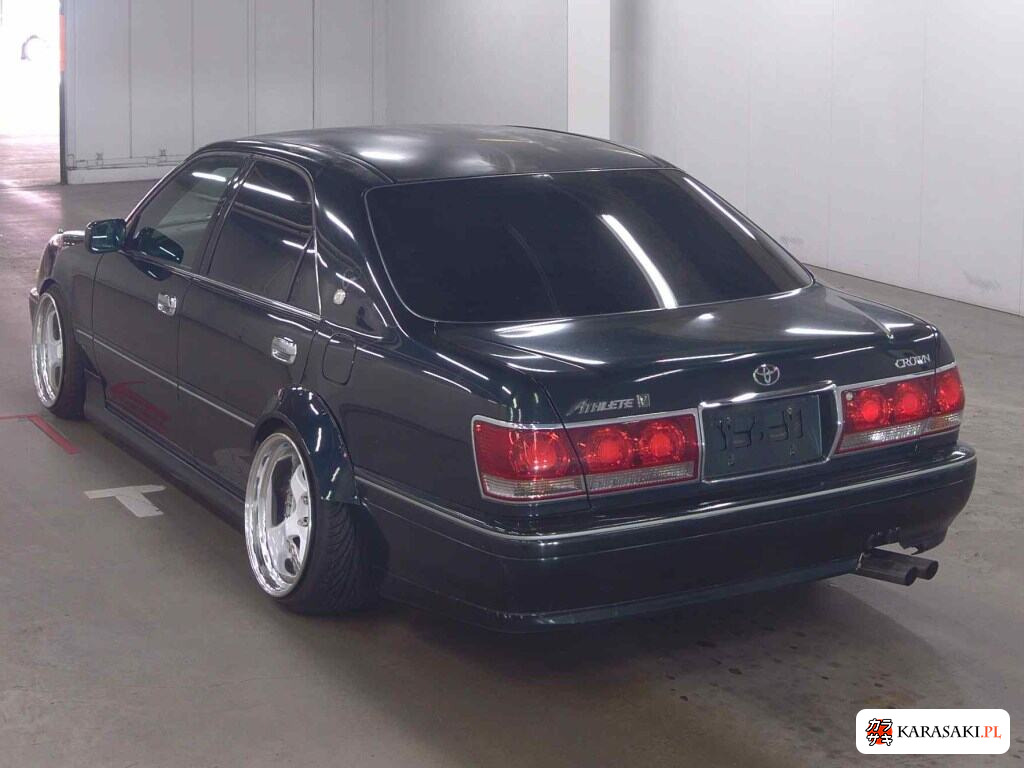 Toyota Crown 2001 z aukcji japońskiej