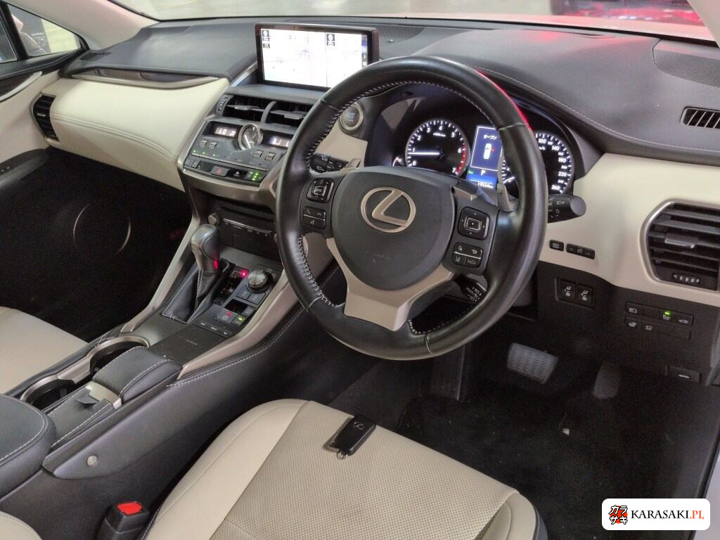 Lexus NX 2017 z aukcji japońskiej
