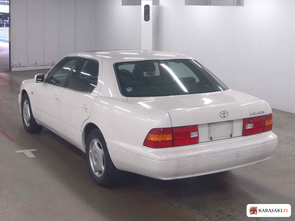 Toyota Celsior 1998 z aukcji japońskiej