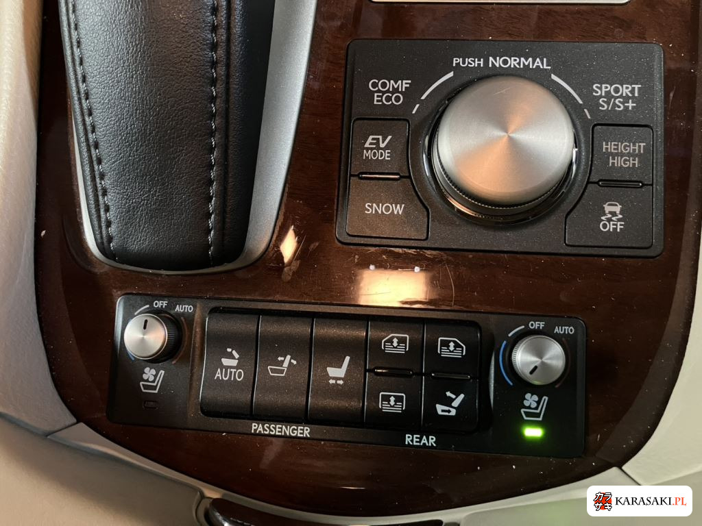Lexus LS 2012 z aukcji japońskiej