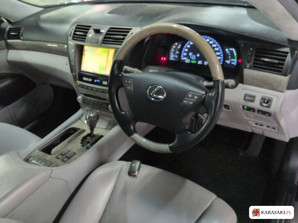 Lexus LS 2010 z aukcji japońskiej