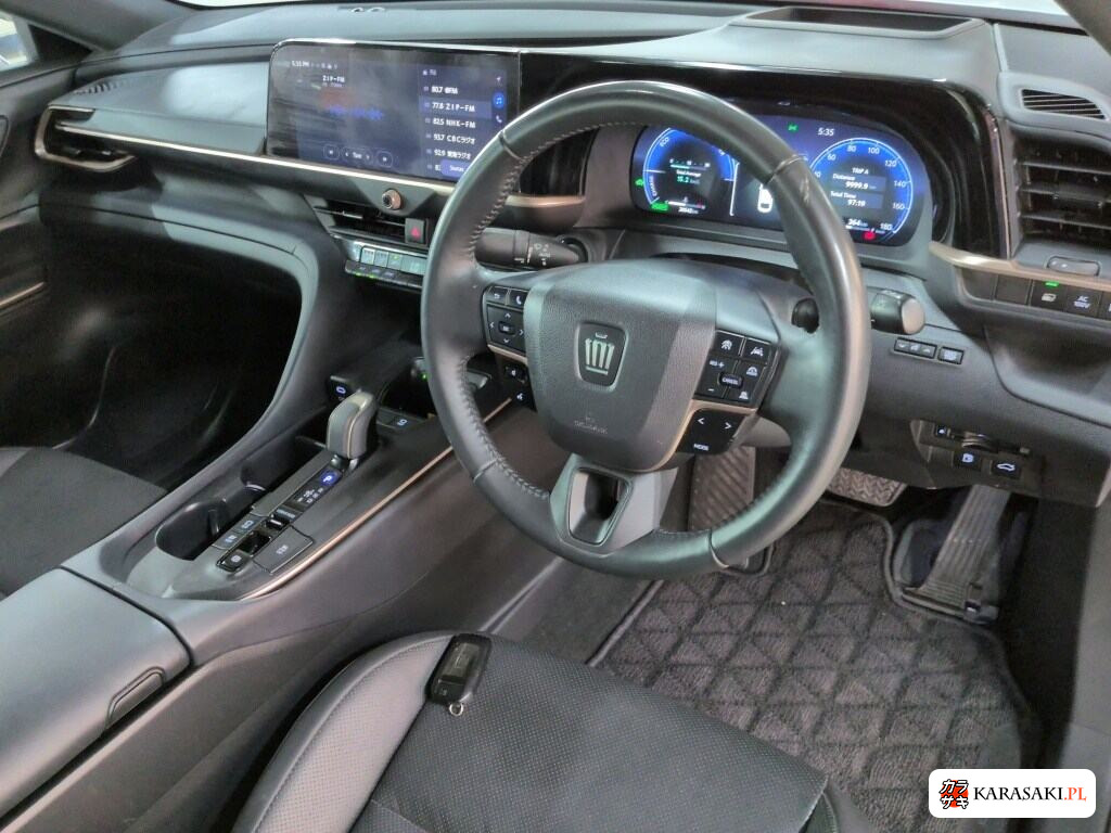Toyota Crown Crossover 2023 z aukcji japońskiej