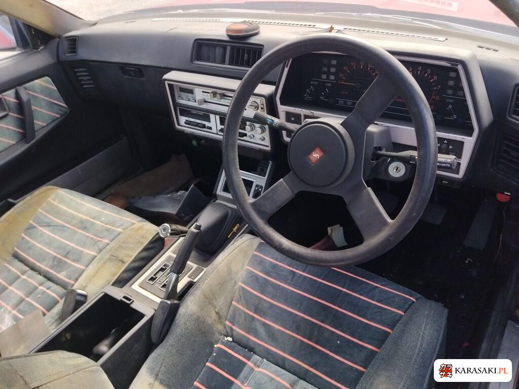 Nissan Skyline 1983 z aukcji japońskiej