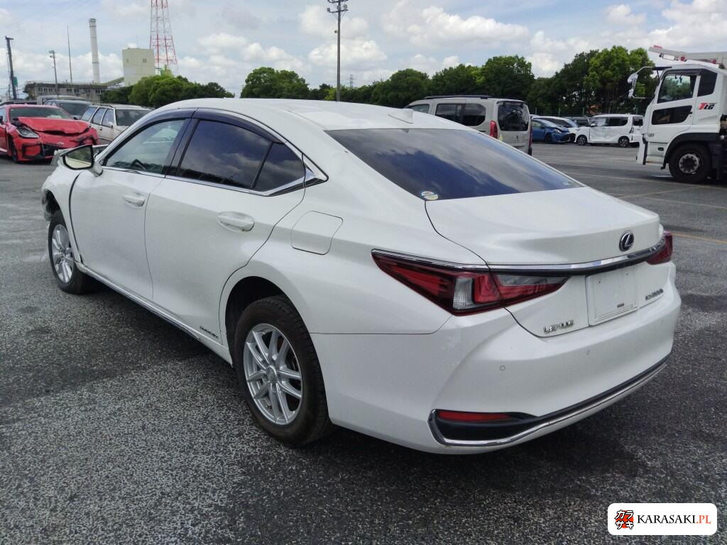 Lexus Es 2020 z aukcji japońskiej