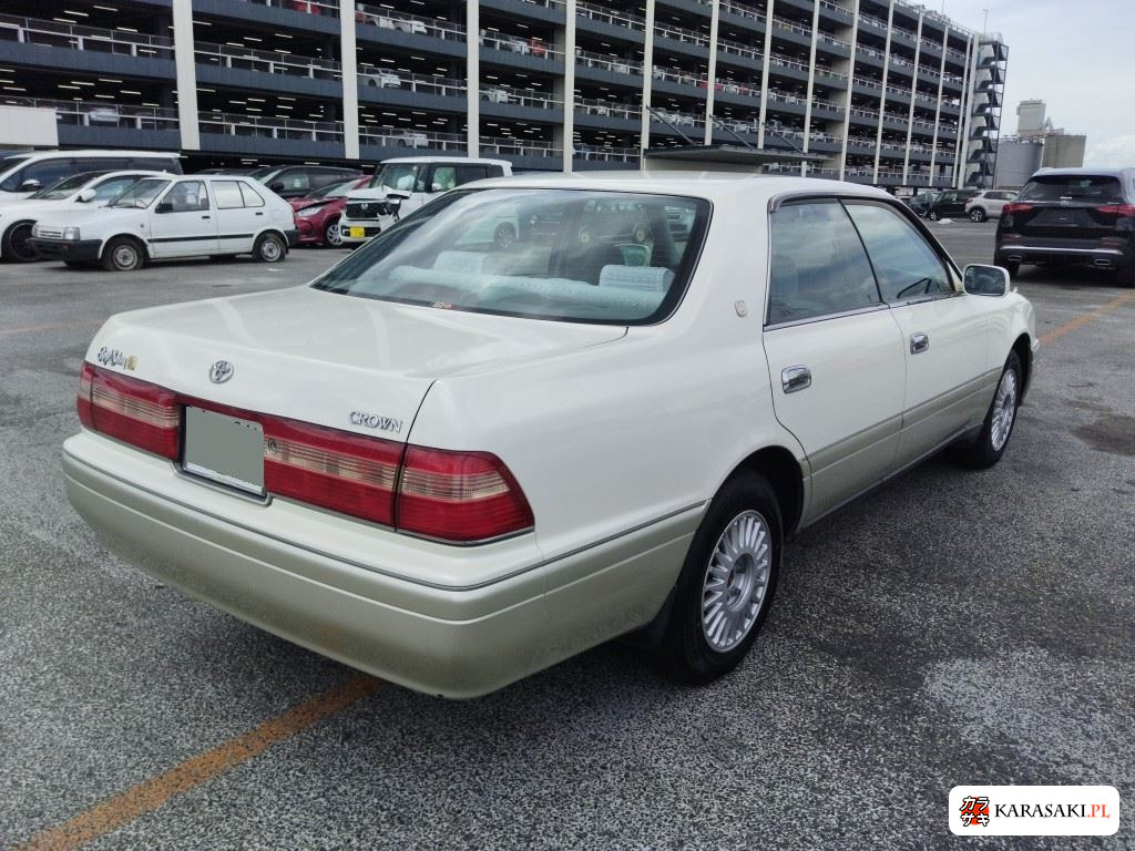 Toyota Crown 1996 z aukcji japońskiej