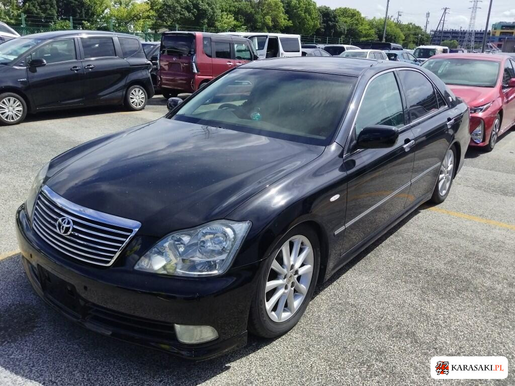 Toyota Crown 2005 z aukcji japońskiej