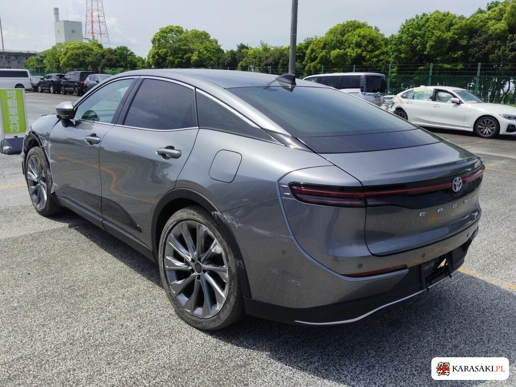 Toyota Crown Crossover 2024 z aukcji japońskiej