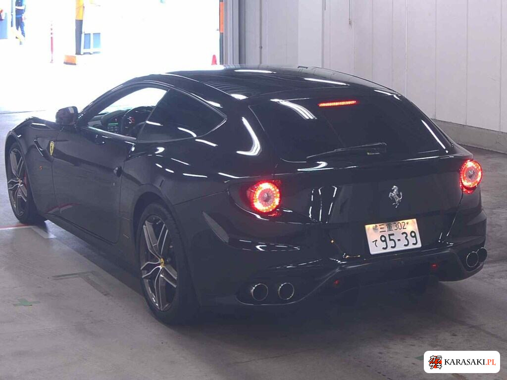 Ferrari FF 2015 z aukcji japońskiej