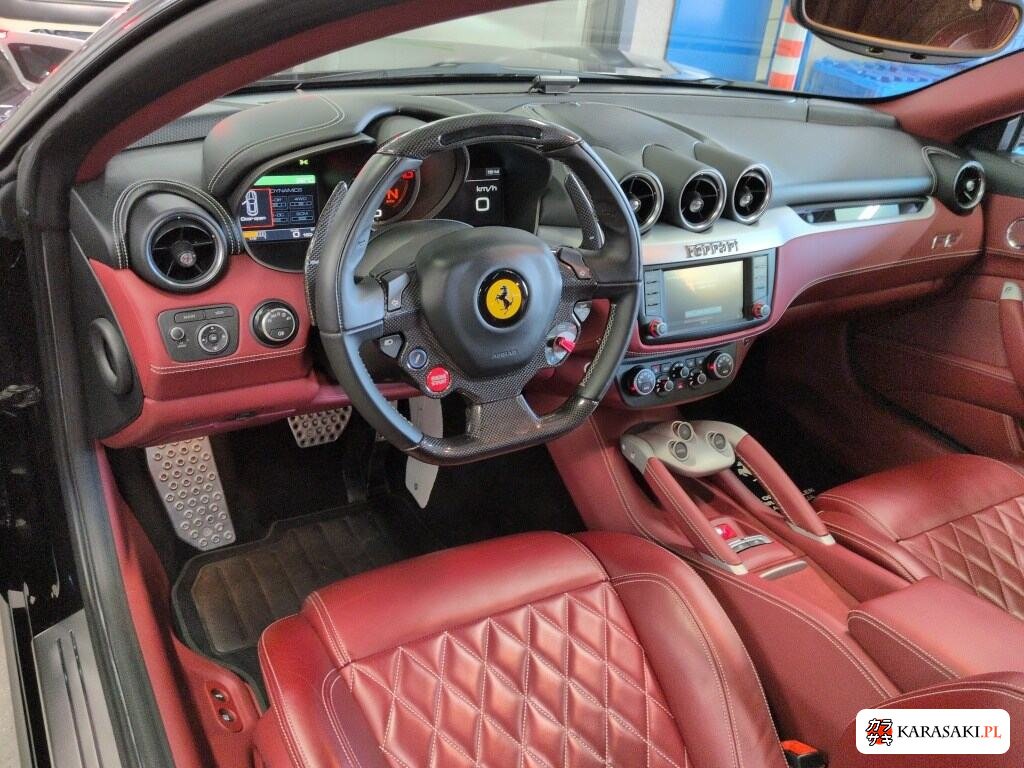 Ferrari FF 2015 z aukcji japońskiej