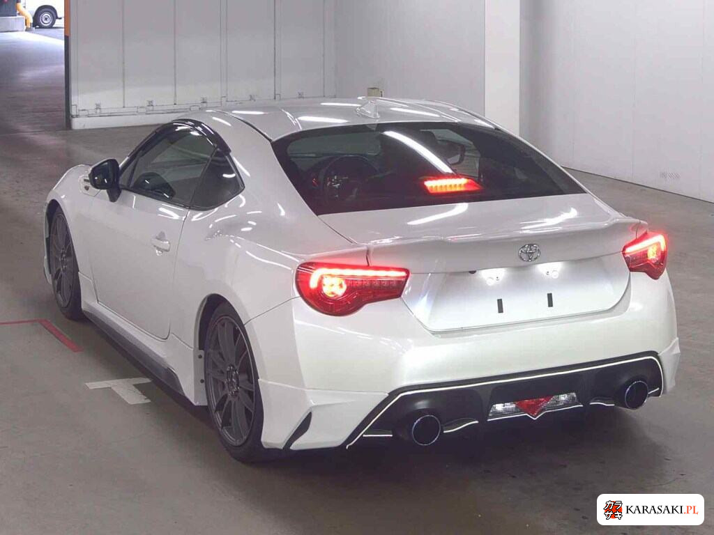 Toyota 86 2017 z aukcji japońskiej
