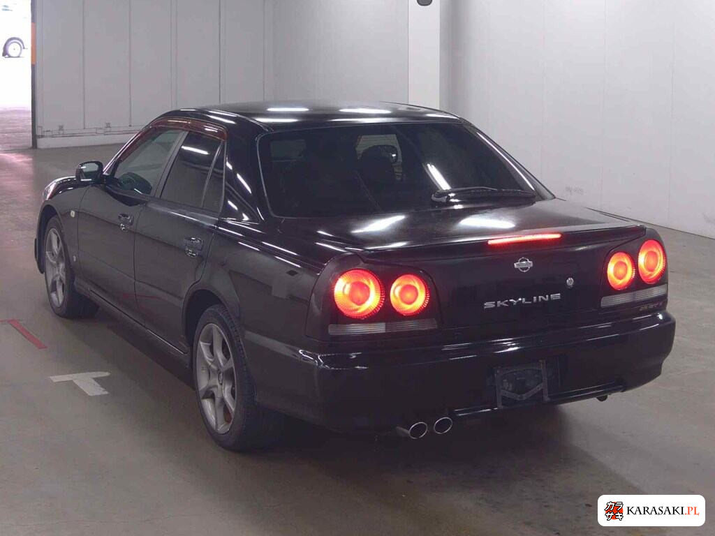 Nissan Skyline 2001 z aukcji japońskiej