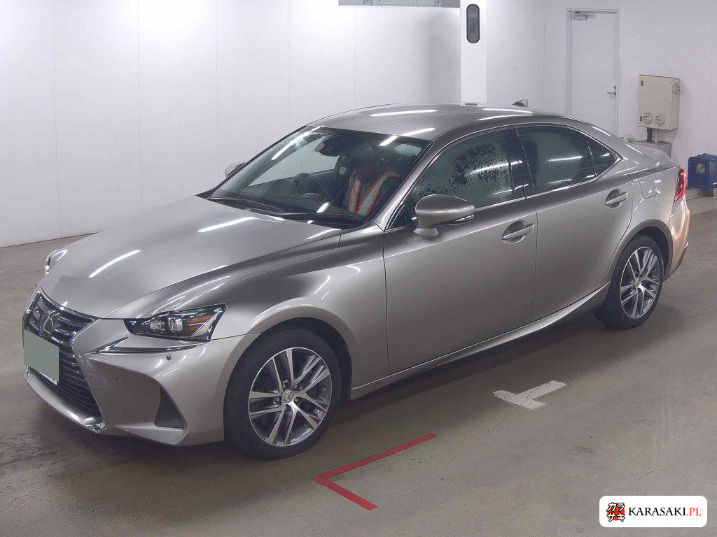 Lexus Is 2017 z aukcji japońskiej