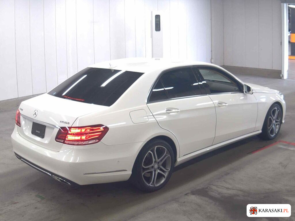 Mercedes-Benz E-Class 2013 z aukcji japońskiej