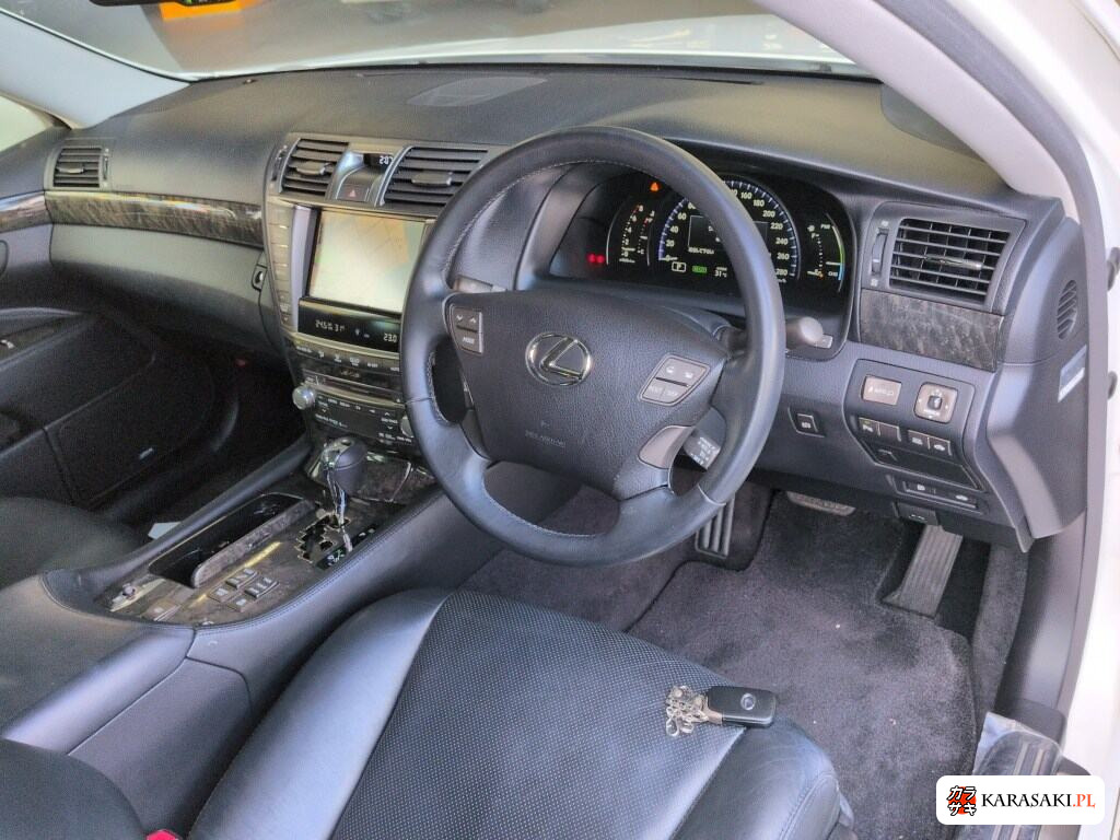Lexus LS 2012 z aukcji japońskiej