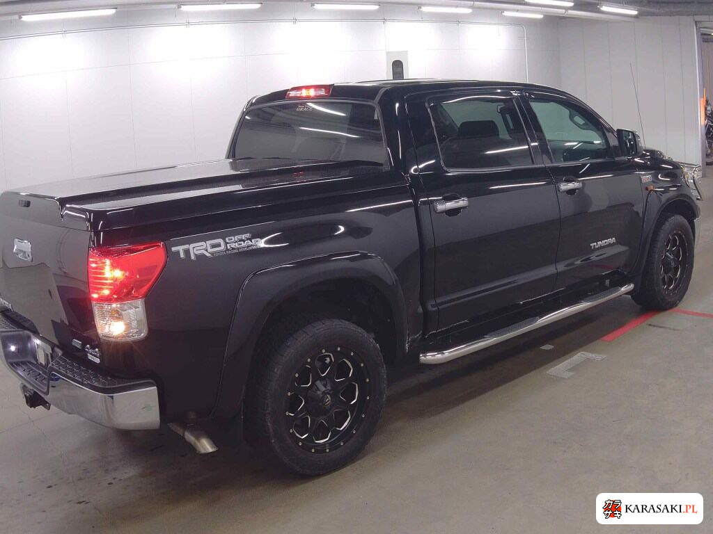 America Toyota Tundra 2012 z aukcji japońskiej