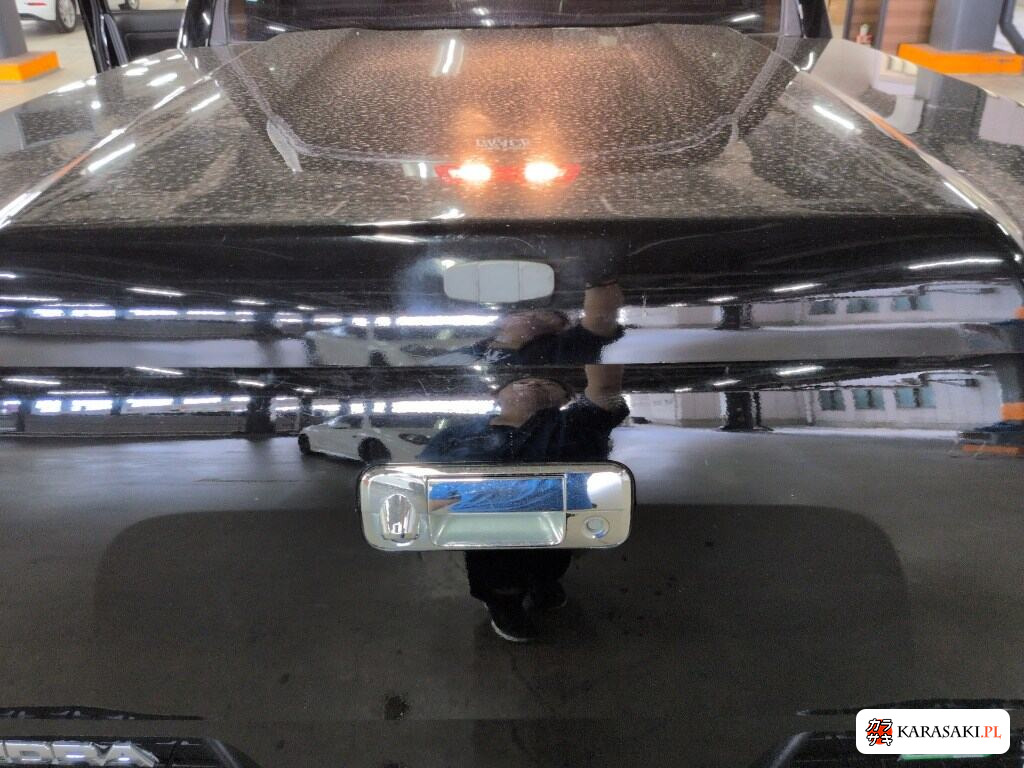 America Toyota Tundra 2012 z aukcji japońskiej