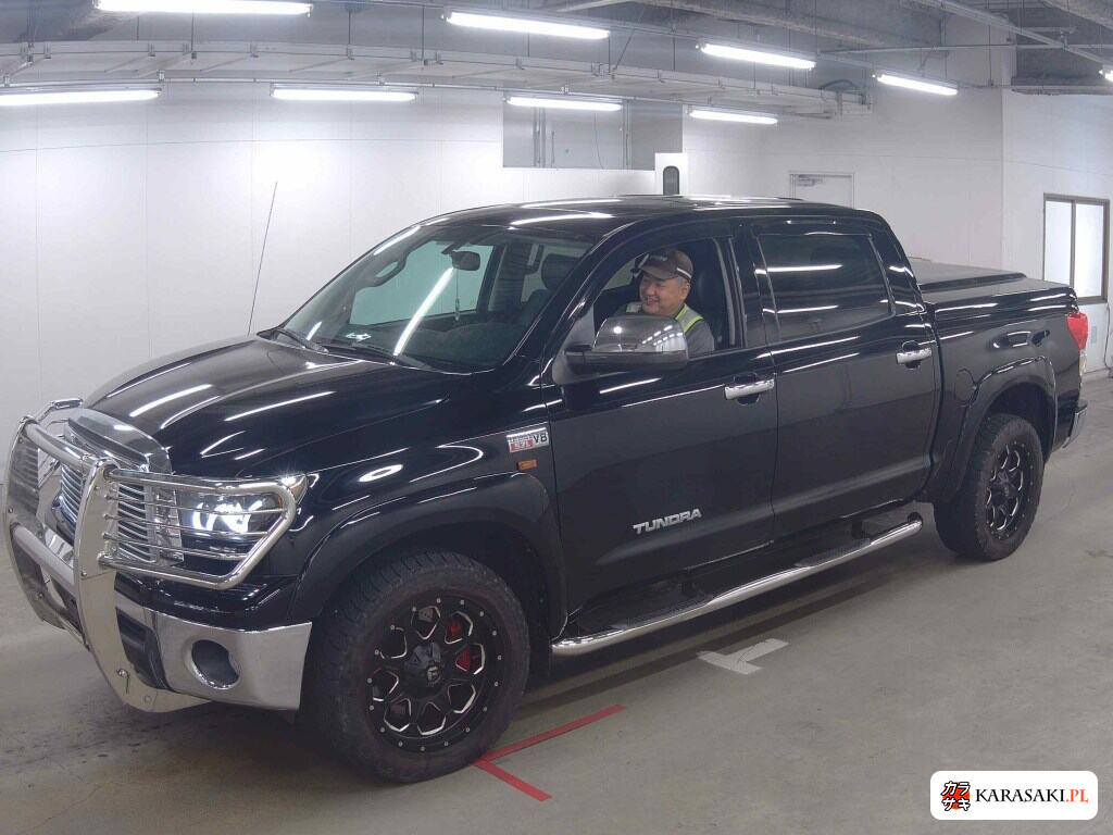 America Toyota Tundra 2012 z aukcji japońskiej