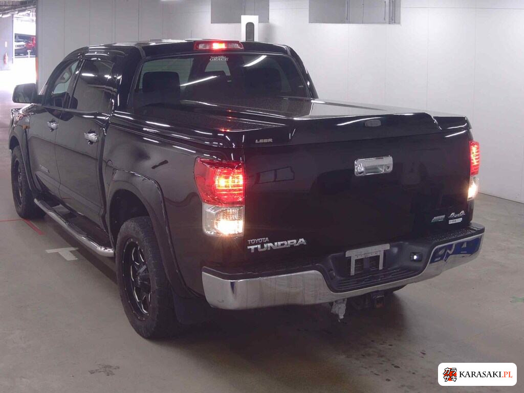 America Toyota Tundra 2012 z aukcji japońskiej