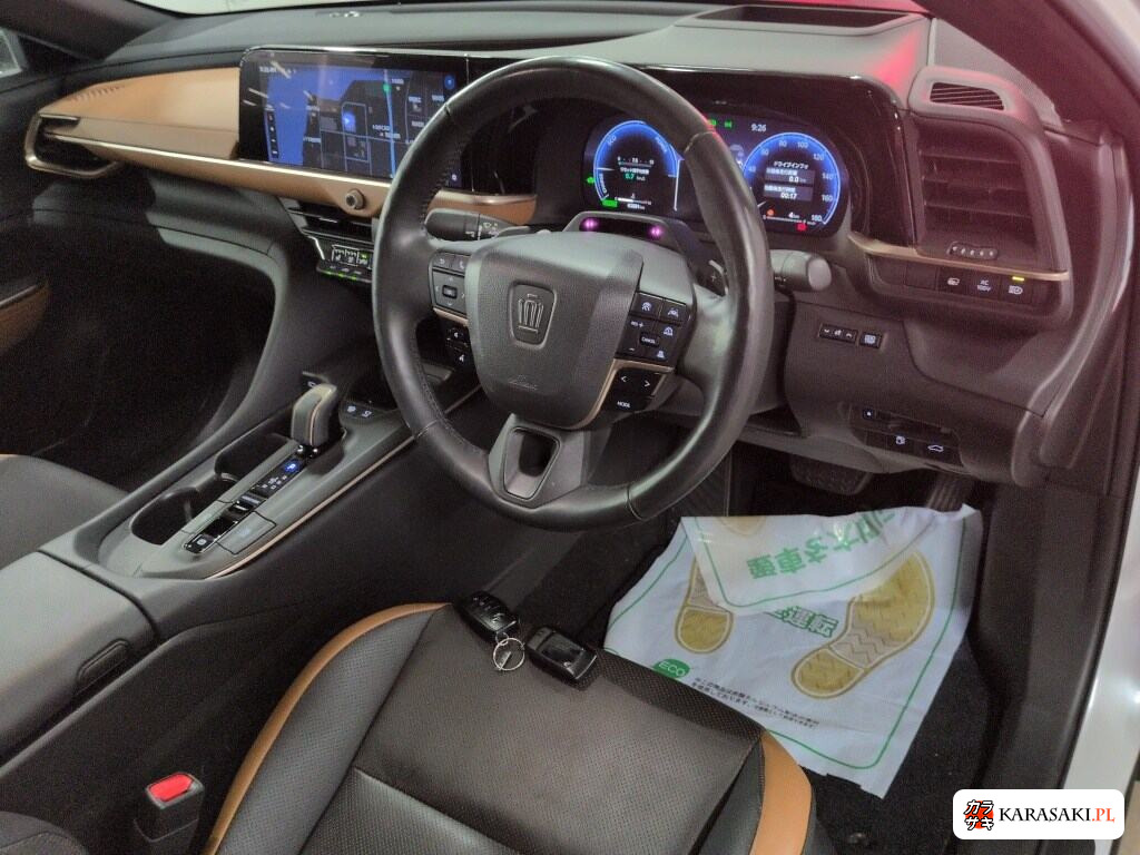 Toyota Crown Crossover 2023 z aukcji japońskiej