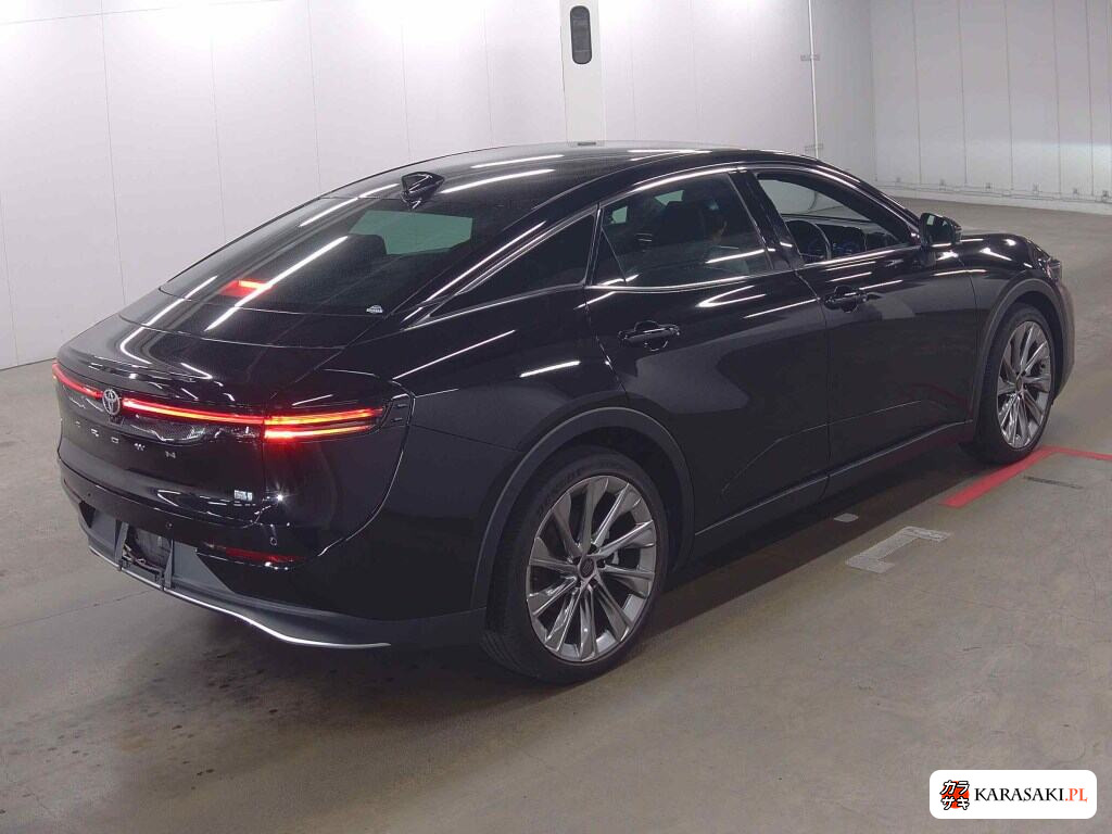 Toyota Crown Crossover 2023 z aukcji japońskiej