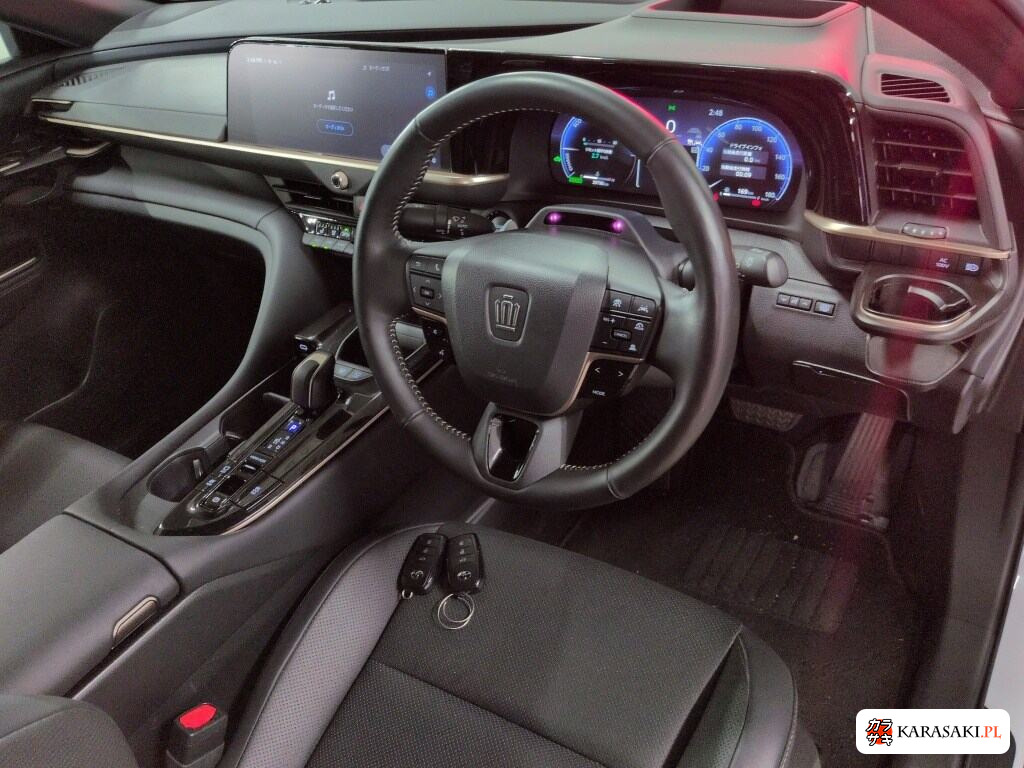Toyota Crown Crossover 2024 z aukcji japońskiej