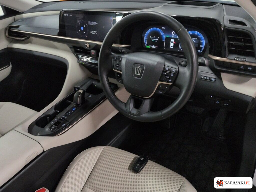 Toyota Crown Crossover 2023 z aukcji japońskiej