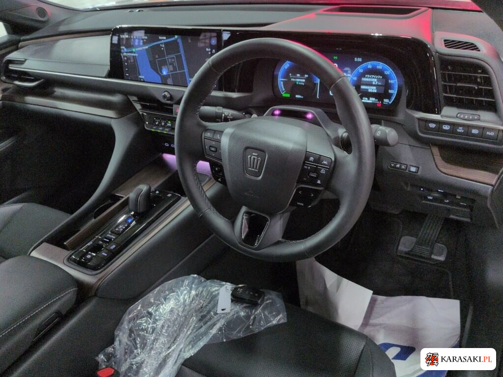 Toyota Crown 2023 z aukcji japońskiej