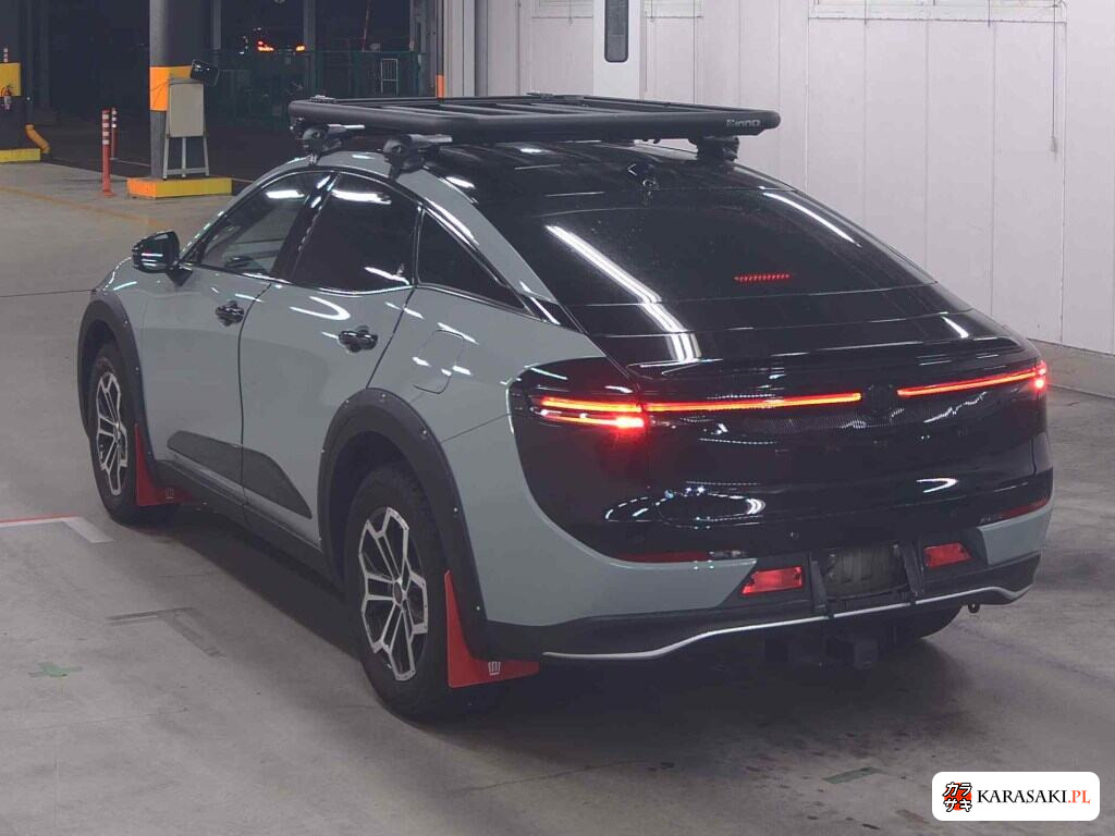 Toyota Crown Crossover 2024 z aukcji japońskiej