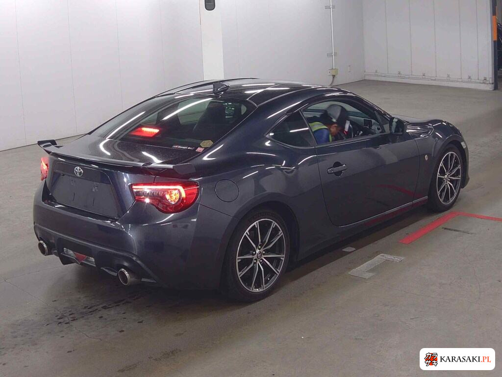 Toyota 86 2017 z aukcji japońskiej