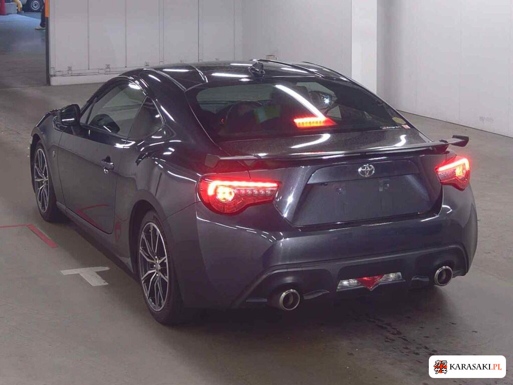 Toyota 86 2017 z aukcji japońskiej