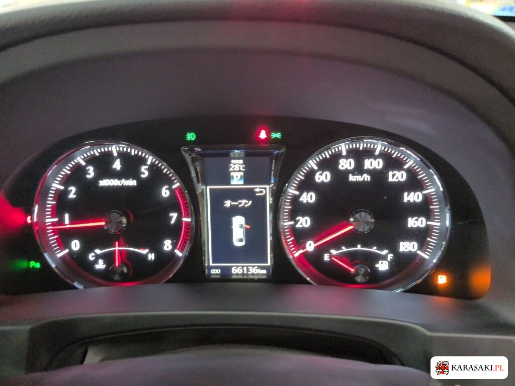 Toyota Crown 2016 z aukcji japońskiej