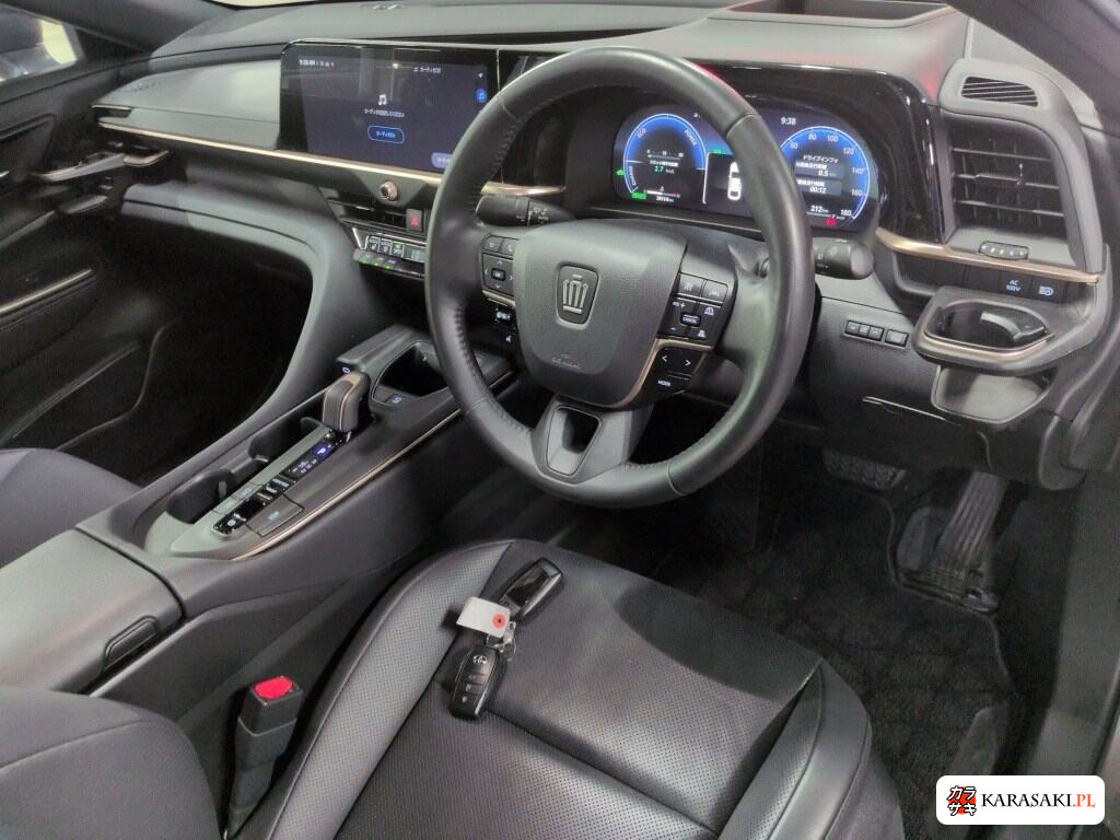 Toyota Crown Crossover 2023 z aukcji japońskiej