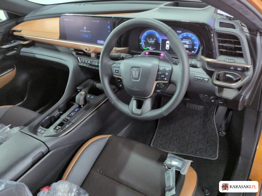 Toyota Crown Crossover 2023 z aukcji japońskiej