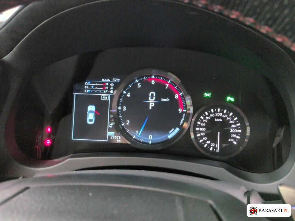 Lexus RC F 2021 z aukcji japońskiej