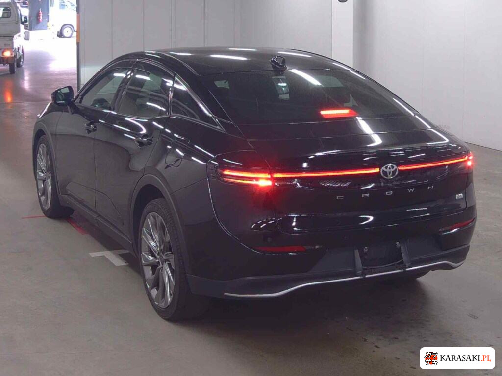 Toyota Crown Crossover 2024 z aukcji japońskiej