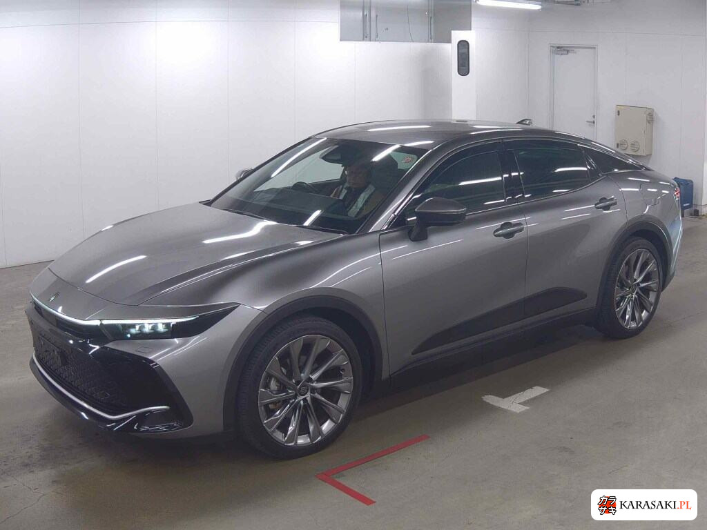 Toyota Crown Crossover 2023 z aukcji japońskiej