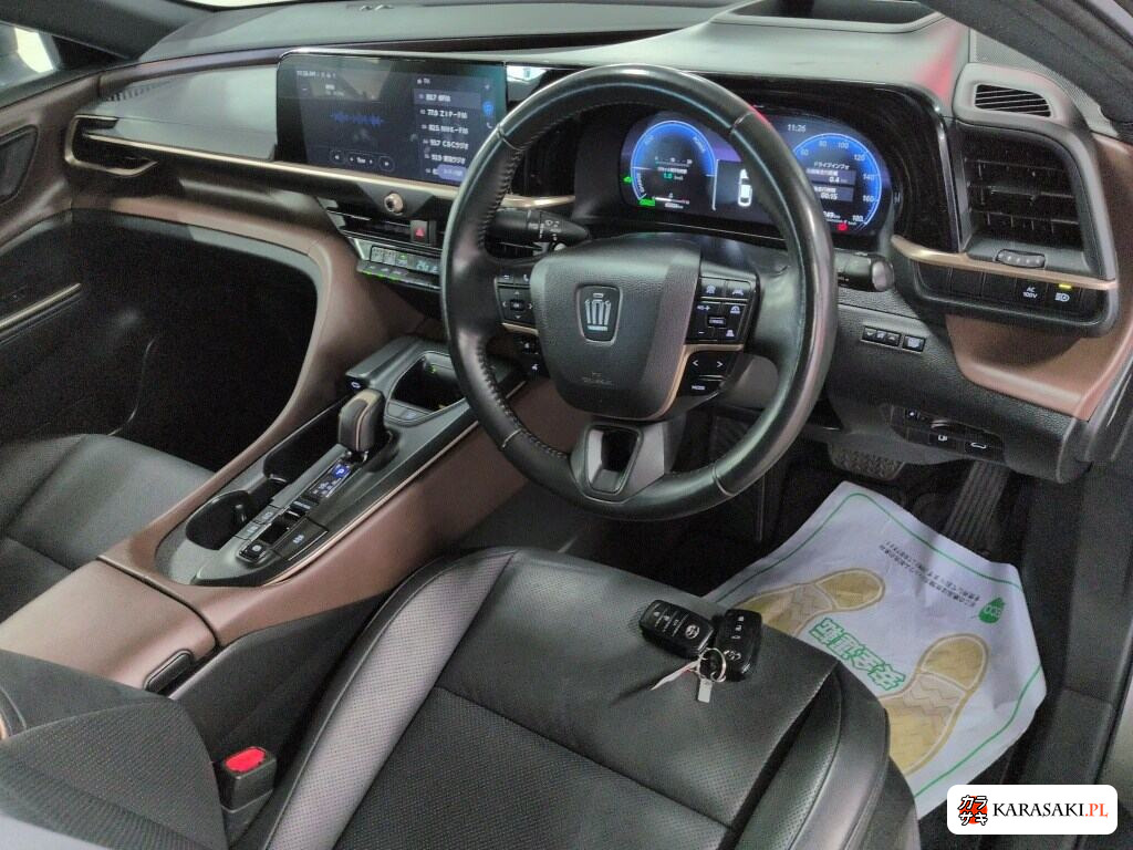 Toyota Crown Crossover 2023 z aukcji japońskiej