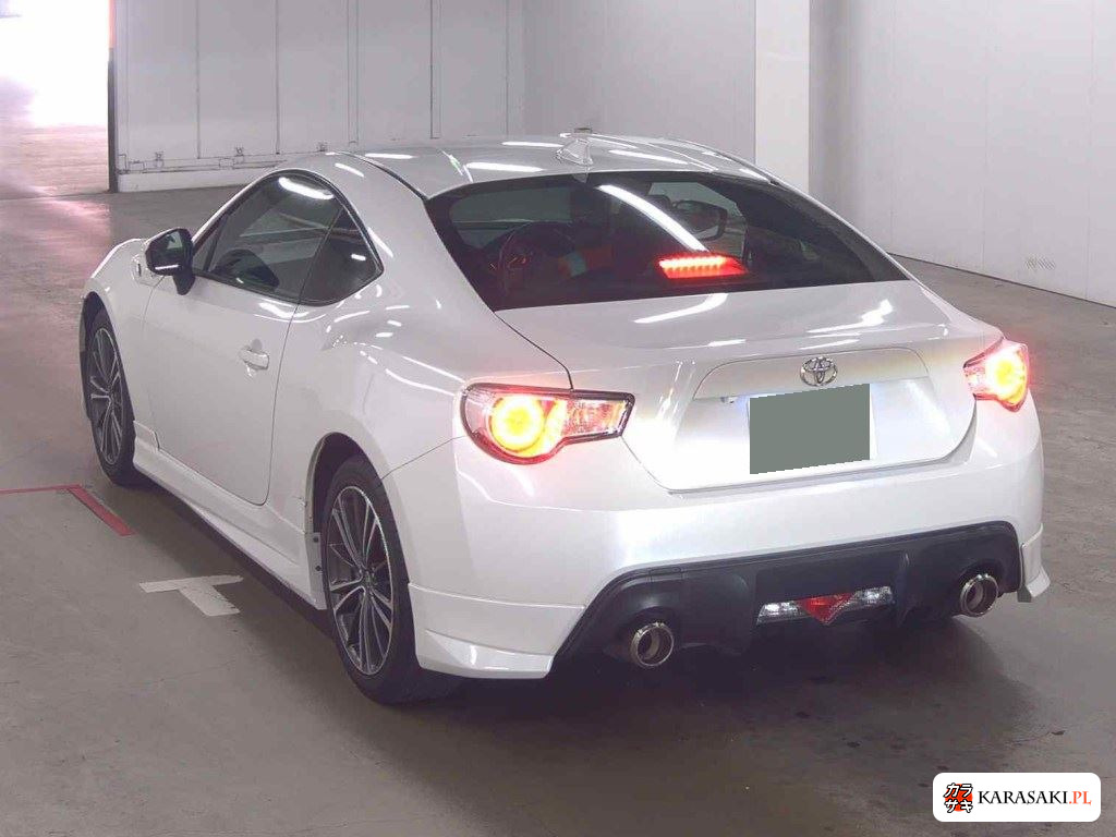 Toyota 86 2014 z aukcji japońskiej